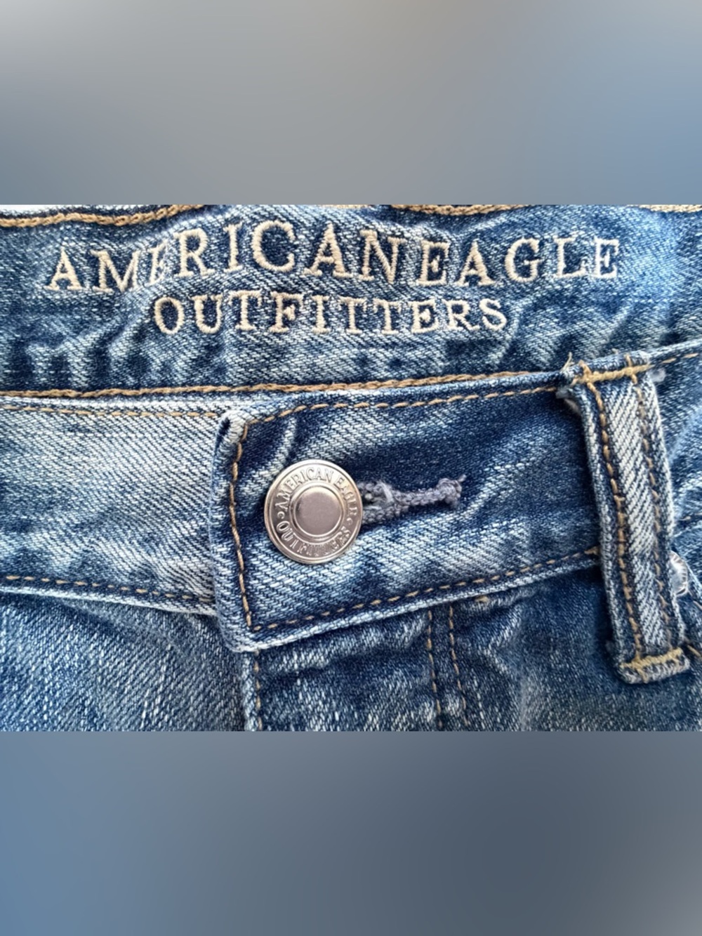 Set of American Eagle Shorts & Hollister Top~Retail Value $58 - Picture 7 of 11
